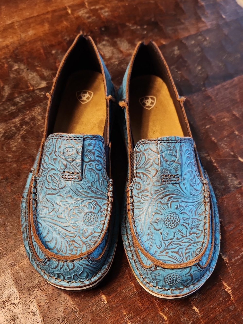 Ariat Turquoise Blue Floral Tooled Leather Slip-On Loafers - Picture 1 of 3